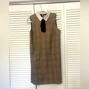 CECE size 8 brown checker dress with white collar!
